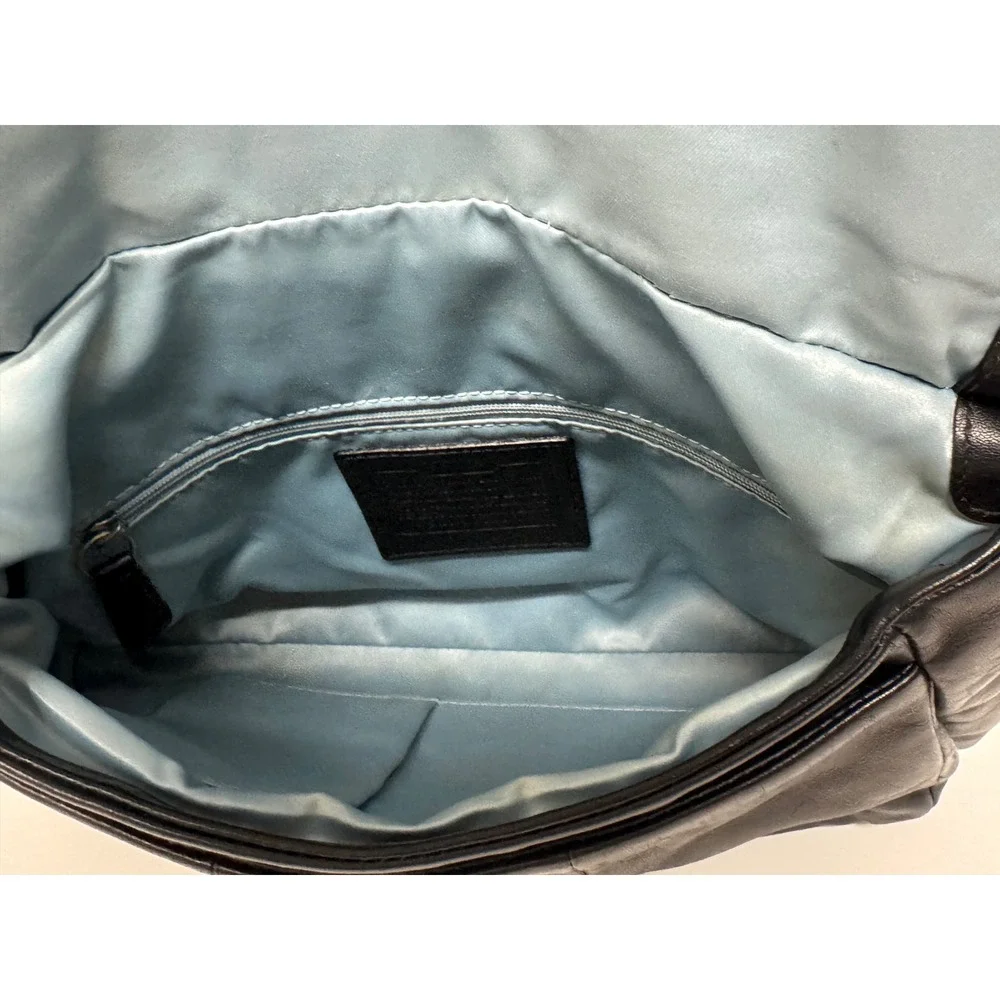 Coach Black Leather Shoulder Bag Flap Turnlock Closure Silver‎ Hardware Hobo